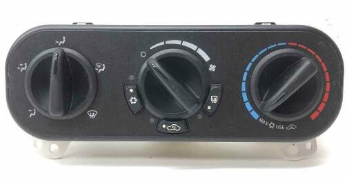 2008 Jeep Patriot AC control panel